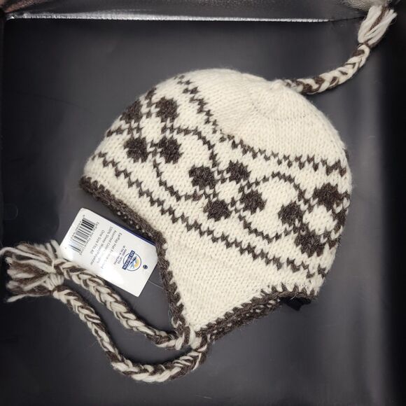 NWT US Sherpa Fleece Lined Earflap Hat Handcrafted In Nepal Tassels Winter Cap - Picture 3 of 9